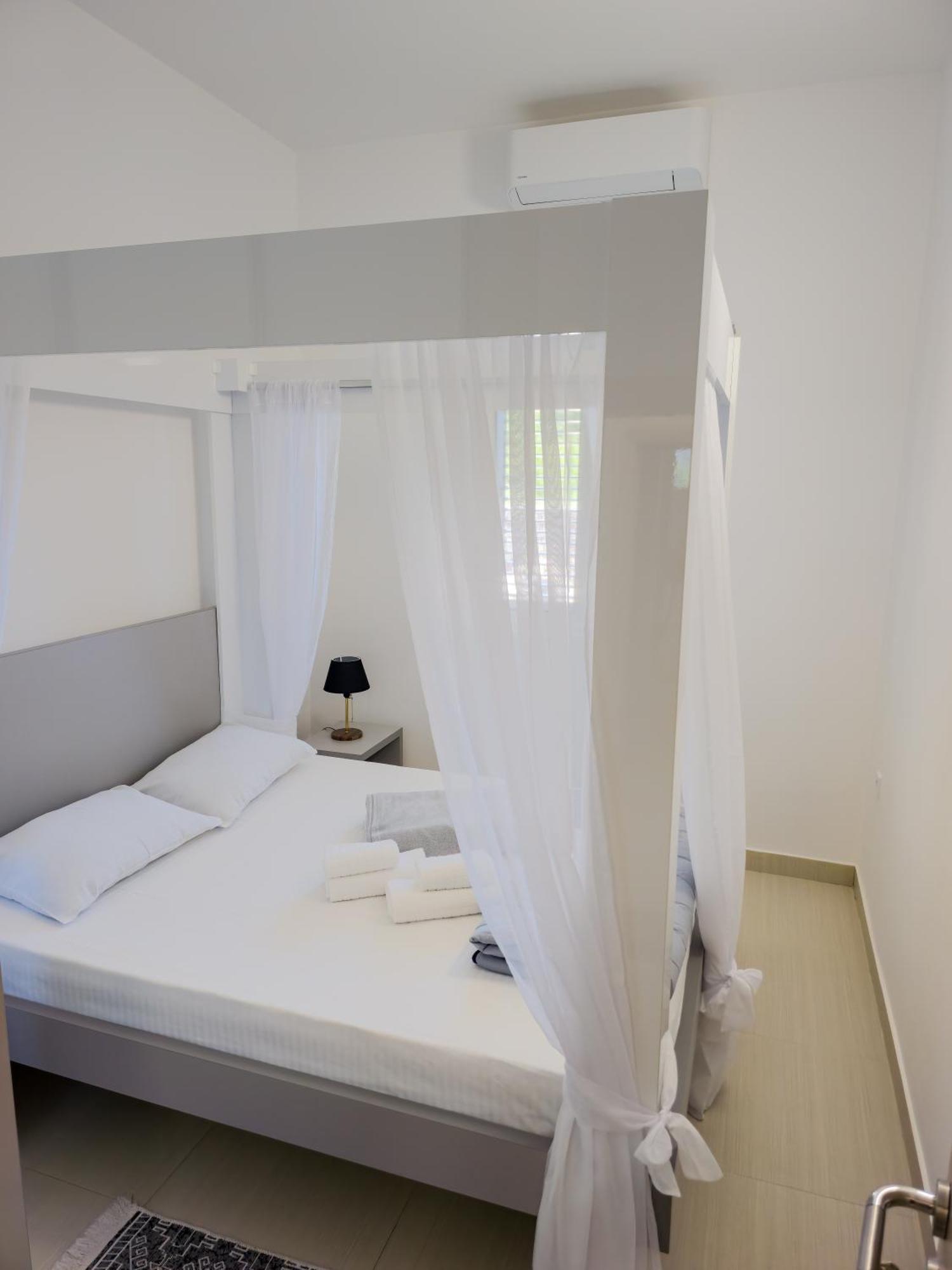 Boulevard Apartments Kotor Exterior photo