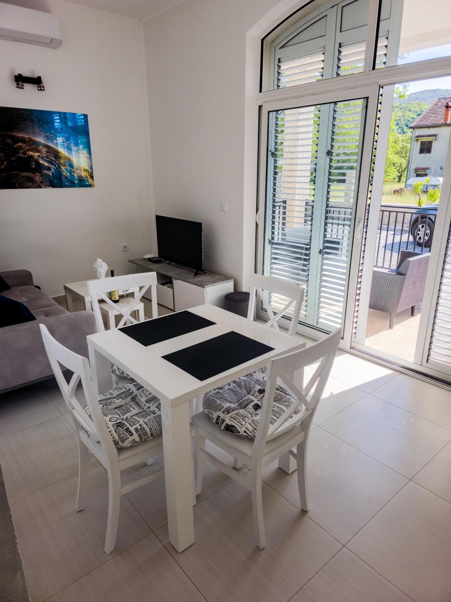 Boulevard Apartments Kotor Exterior photo
