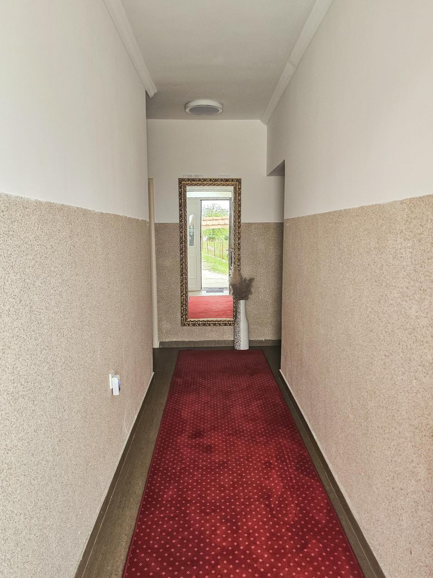Boulevard Apartments Kotor Exterior photo